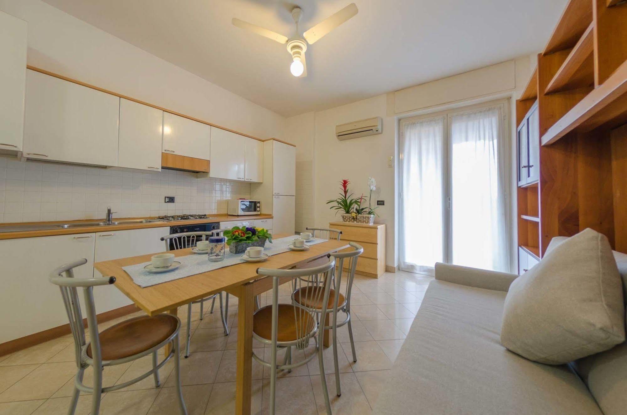 Residenza Adelaide Finale Ligure Exterior foto